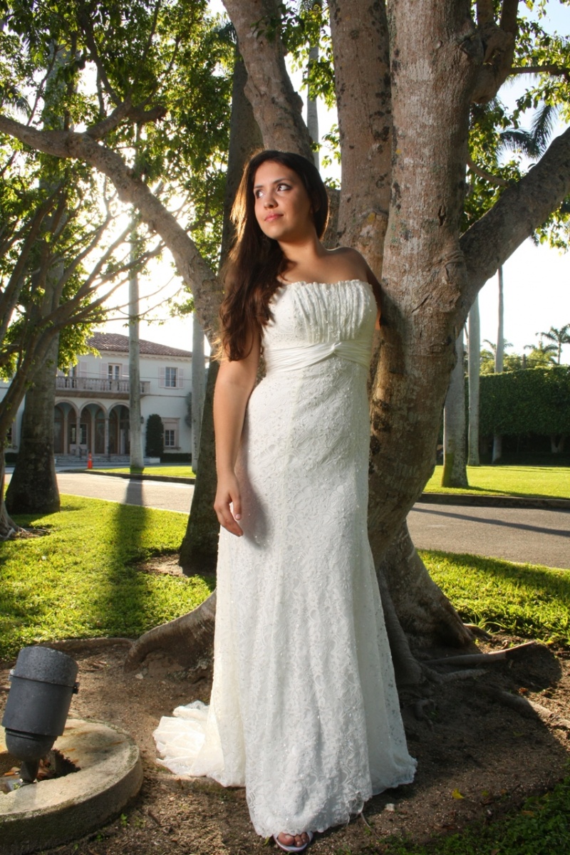 Female model photo shoot of Joanny Oropesa in Palm Beach, Fl.