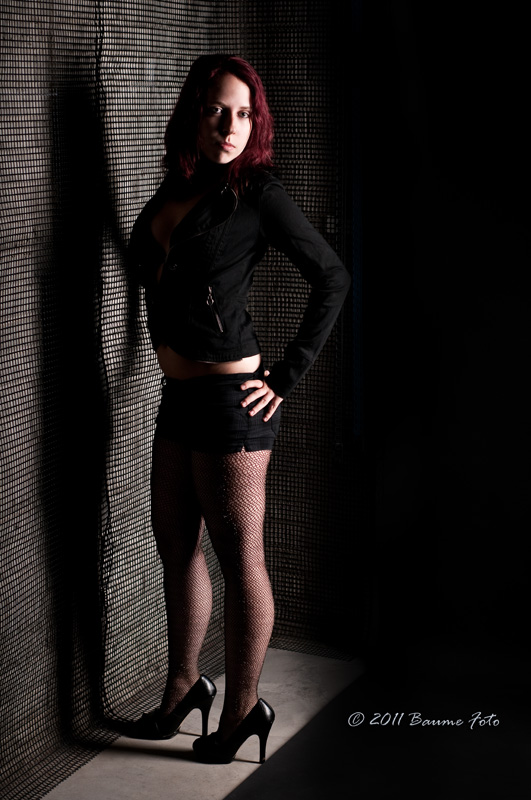 Female model photo shoot of Jessica_ToXiC by Baume Foto