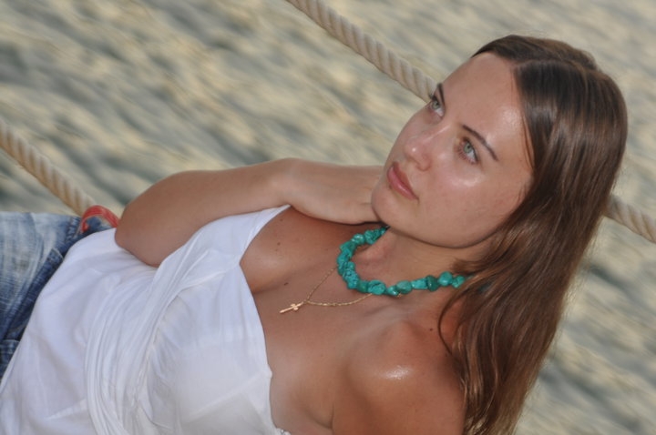 Female model photo shoot of Anastasia Bay