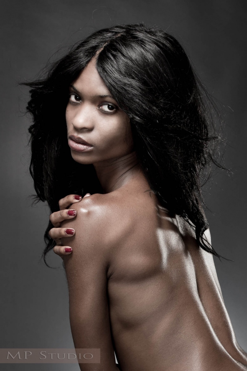 Female model photo shoot of Danielle Dominique Blue