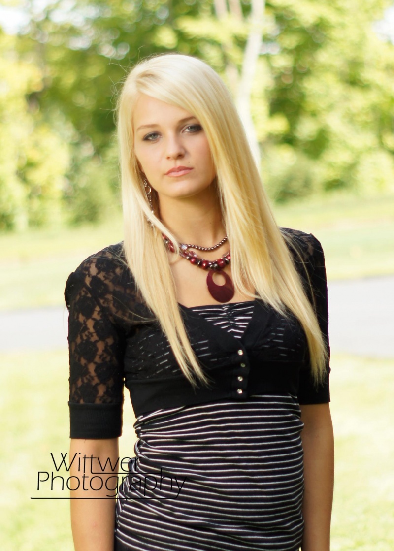 Female model photo shoot of Emalee Marie in Yoder, In