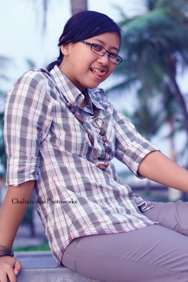Male model photo shoot of chalingcupa in Ancol