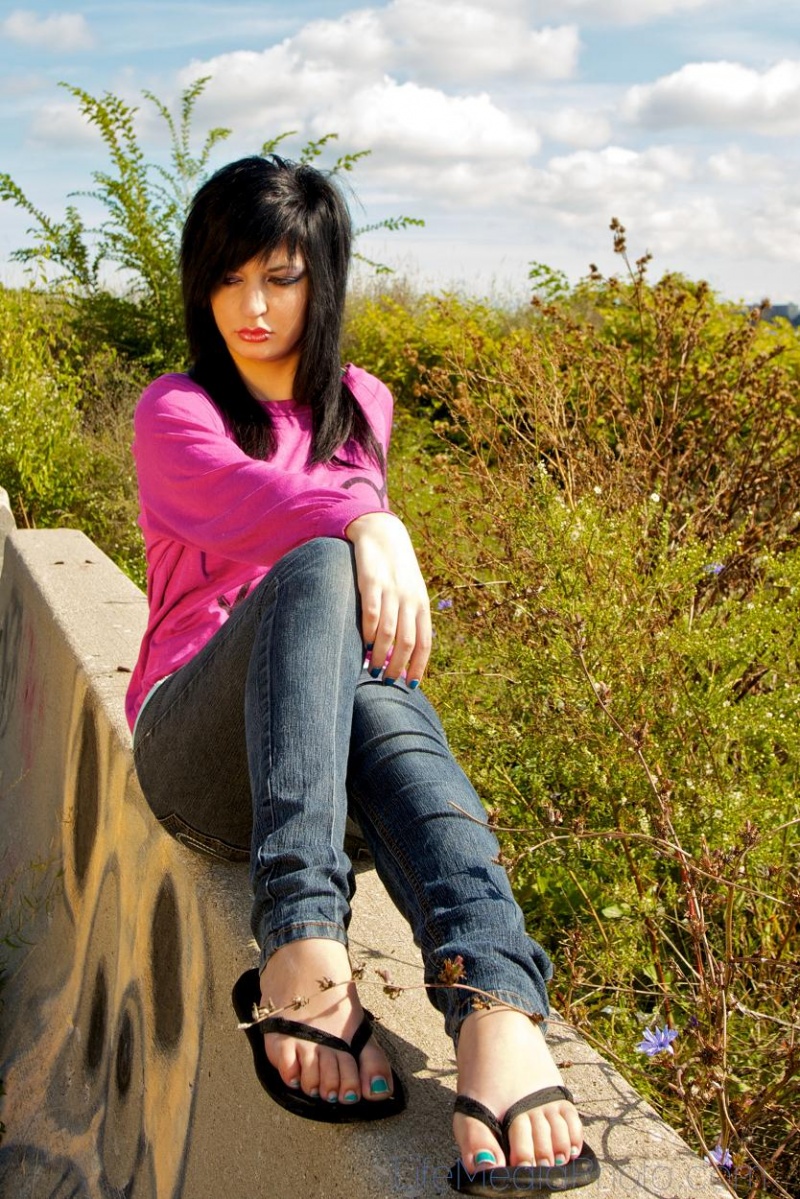 Female model photo shoot of Jeni Blu by properpics in Port Huron