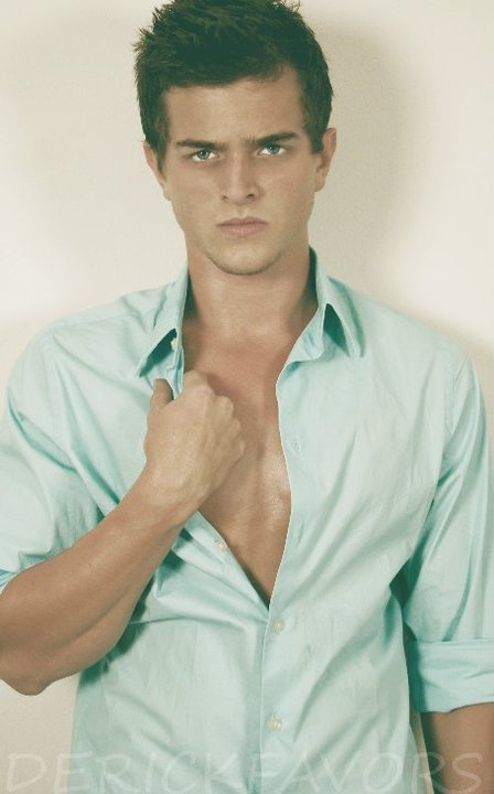 Male model photo shoot of Jasper 