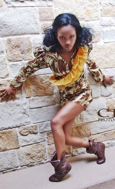 Female model photo shoot of Shamara \