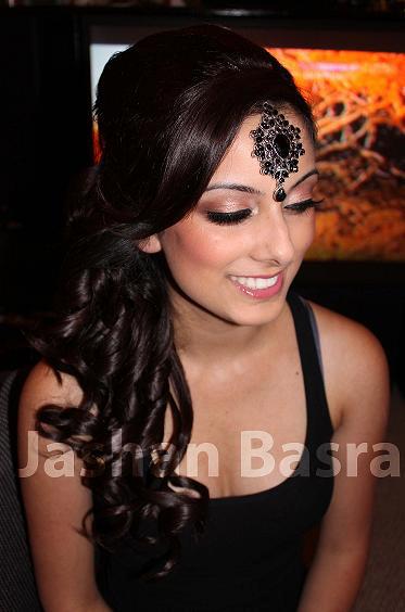 Female model photo shoot of Jashan Basra