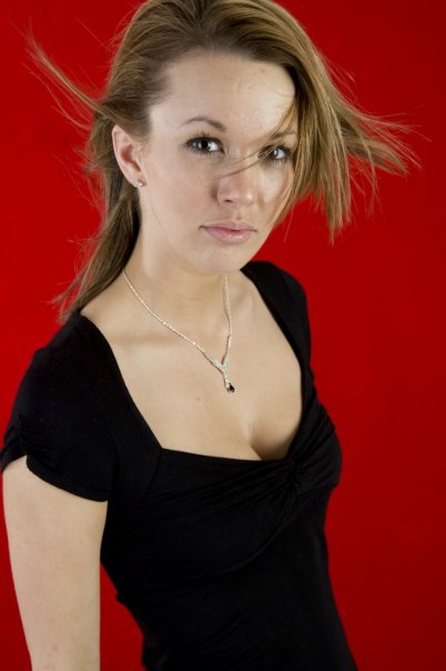 Female model photo shoot of Sarah Leslie