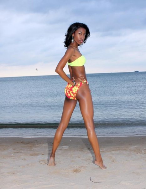 Female model photo shoot of Shandra Brown in Rainbow Beach