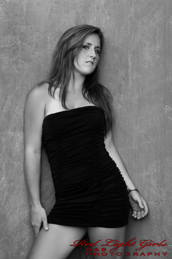 Female model photo shoot of Hayley Owens