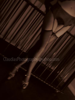 Female model photo shoot of Claudia Little in Albuquerque, New Mexico