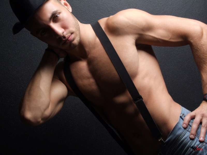 Male model photo shoot of Ezra-