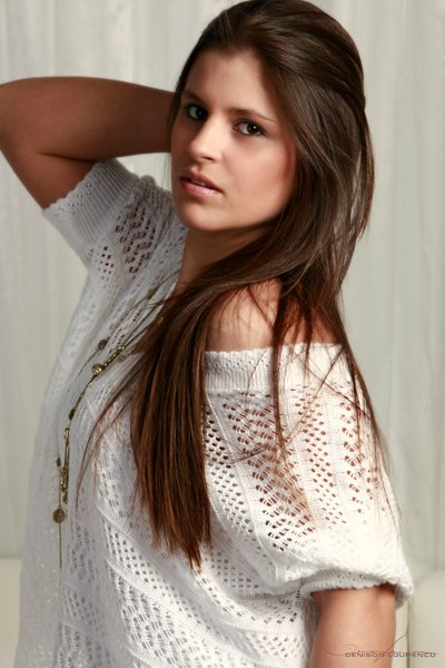 Female model photo shoot of Evelyn R by Deni Lorenzo