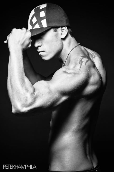 Male model photo shoot of Duglas Jr Gomez