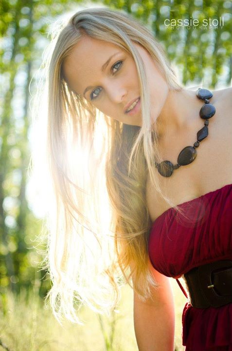 Female model photo shoot of Jaime Allison