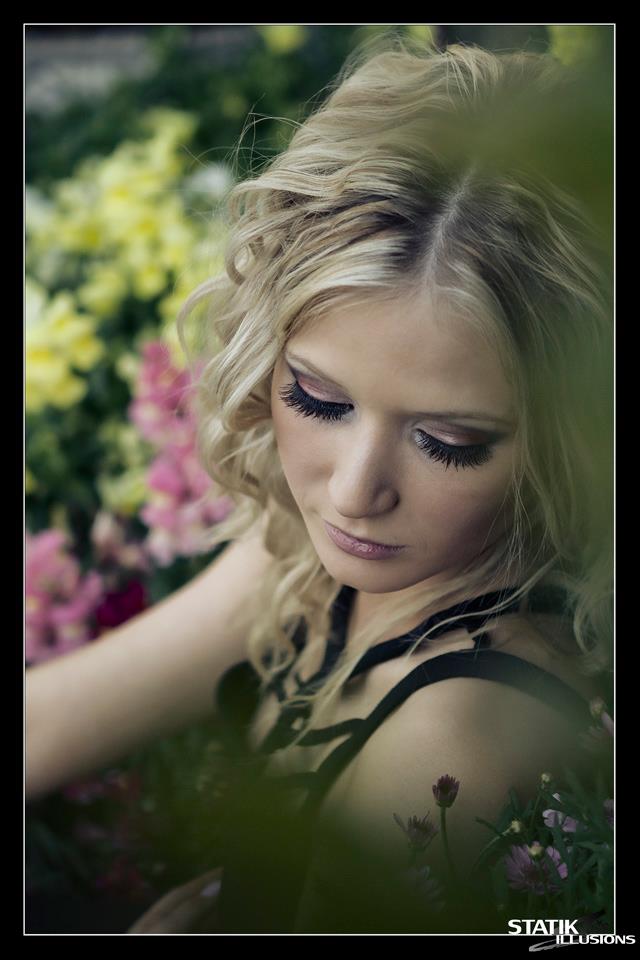 Female model photo shoot of grace craymer