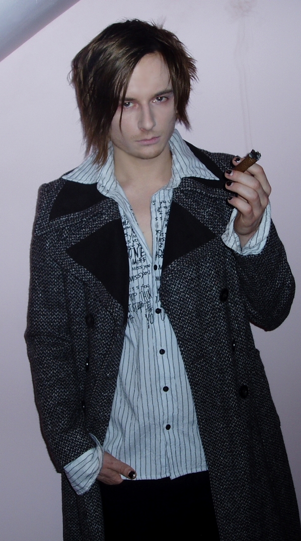 Male model photo shoot of ynef