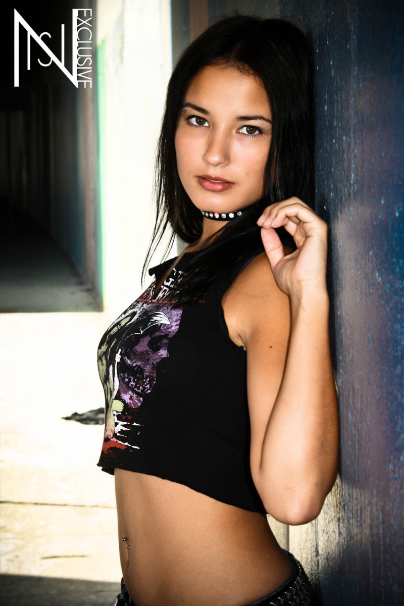Female model photo shoot of Kiki Chambers by Nog Navi Studios