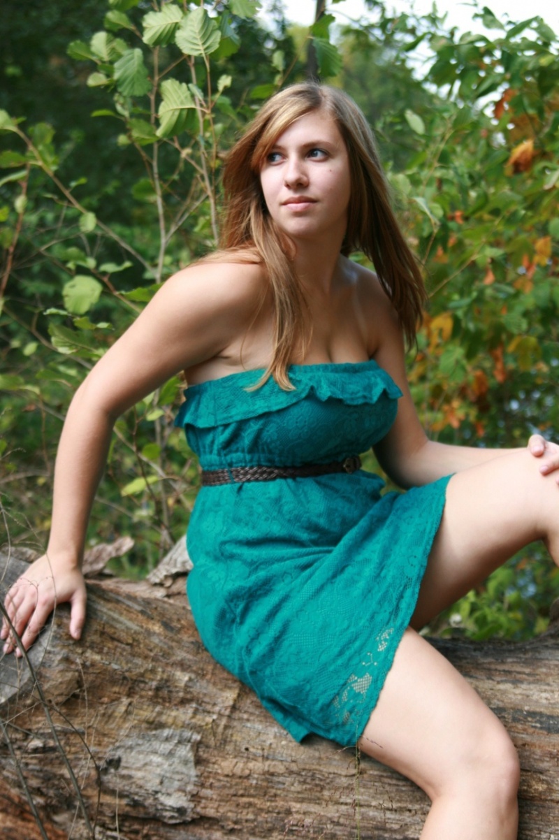 Female model photo shoot of Nicole Sipavich in Fowler Park