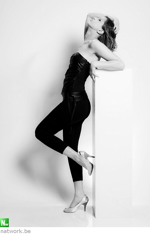 Female model photo shoot of Kiara Z by natwork in Desselgem, BE