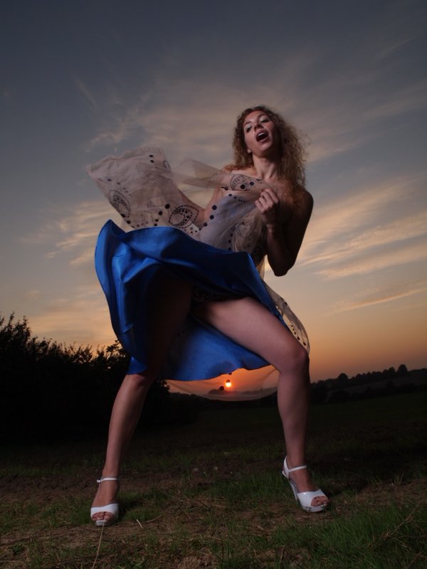Female model photo shoot of Sandy Maya by cgwebster in Basingstoke