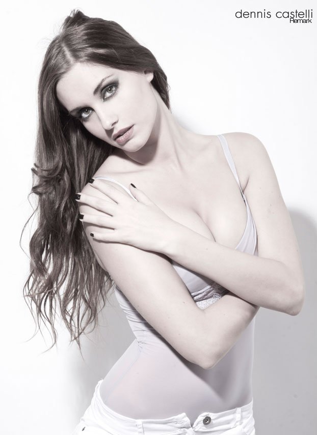 Female model photo shoot of Alessandra Zuccarello