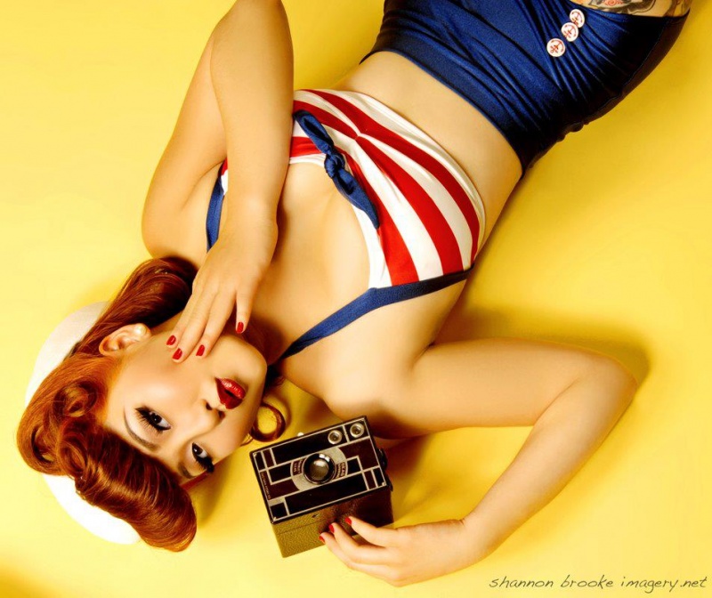 Female model photo shoot of JoAnnie Cakes