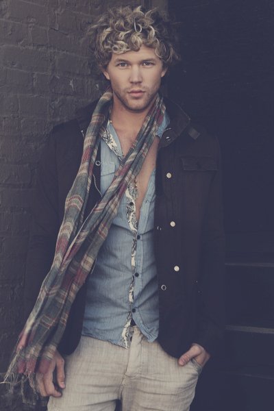 Male model photo shoot of Jordan Spisok in chicago