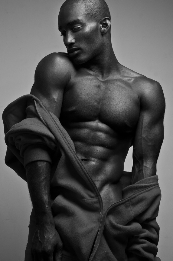 Male model photo shoot of Darius D