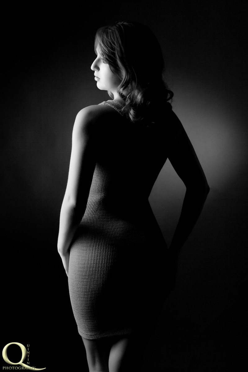 Female model photo shoot of Emma Madison by Quintin Photography in Renton, WA.