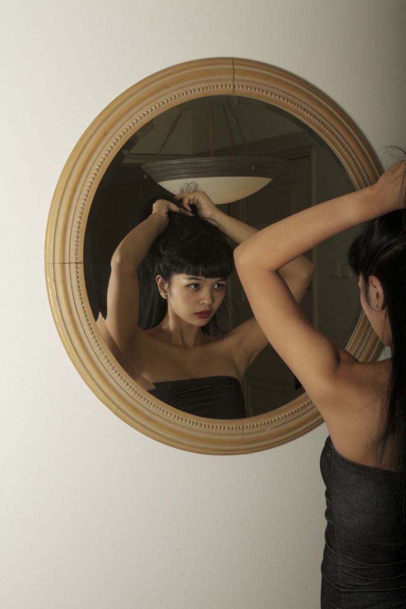 Female model photo shoot of Nadya Putri