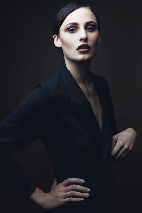 Female model photo shoot of Emmy Swenson