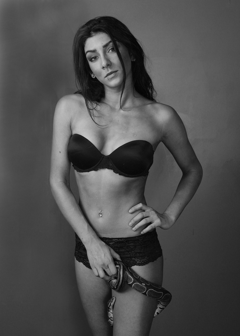 Female model photo shoot of XxSamantha