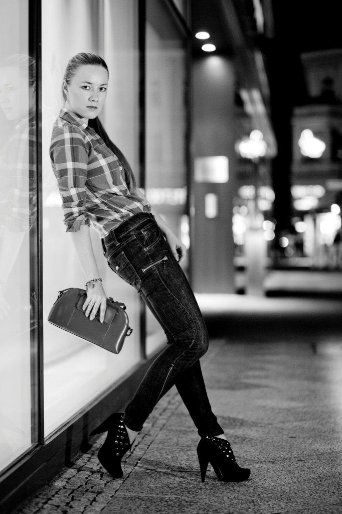 Female model photo shoot of Newfaceinberlin by StudioSV