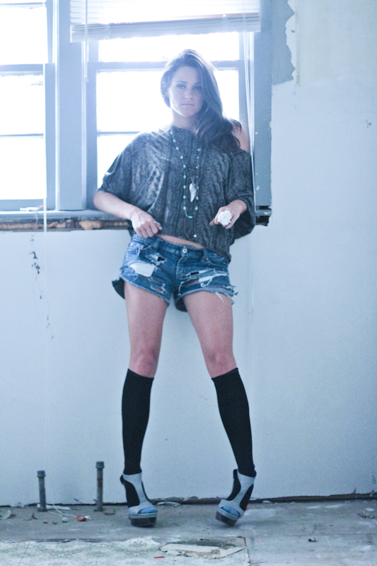Female model photo shoot of Jamie Jay