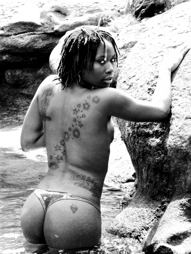 Male and Female model photo shoot of PHOTOGRAPHY ANONYMOUS  and dreadchik in stone mountain ga