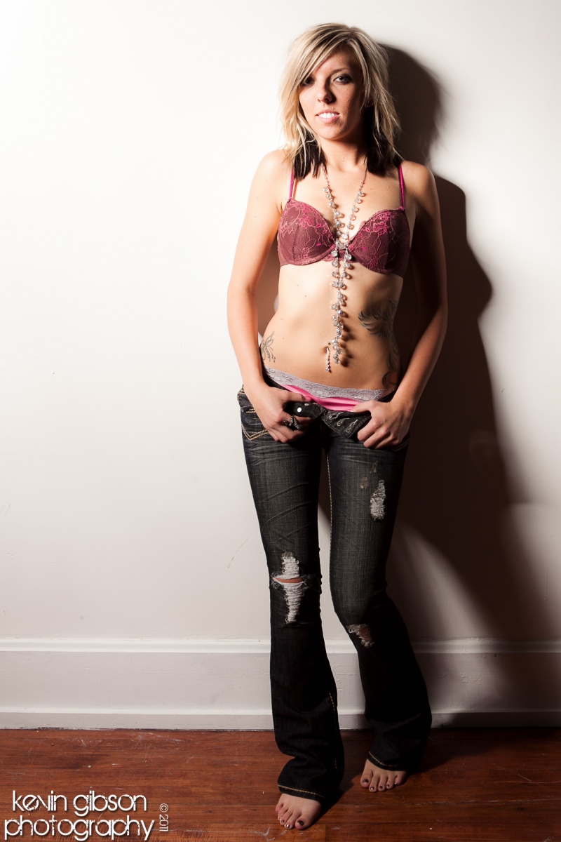 Female model photo shoot of GaPeach21 by I_Shoot_Hotties