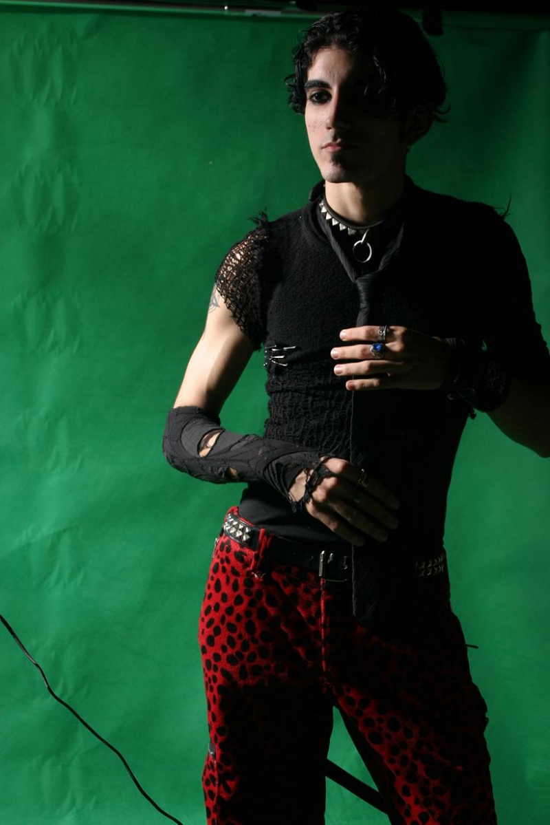 Male model photo shoot of Fenris Wolf in Miami, Florida