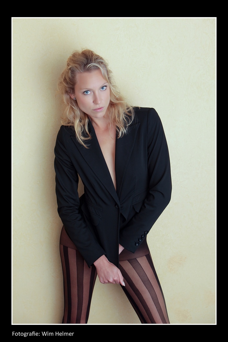 Female model photo shoot of Leonie_R in Gilze, Netherlands