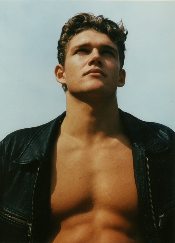 Male model photo shoot of Nikola Kitanovic