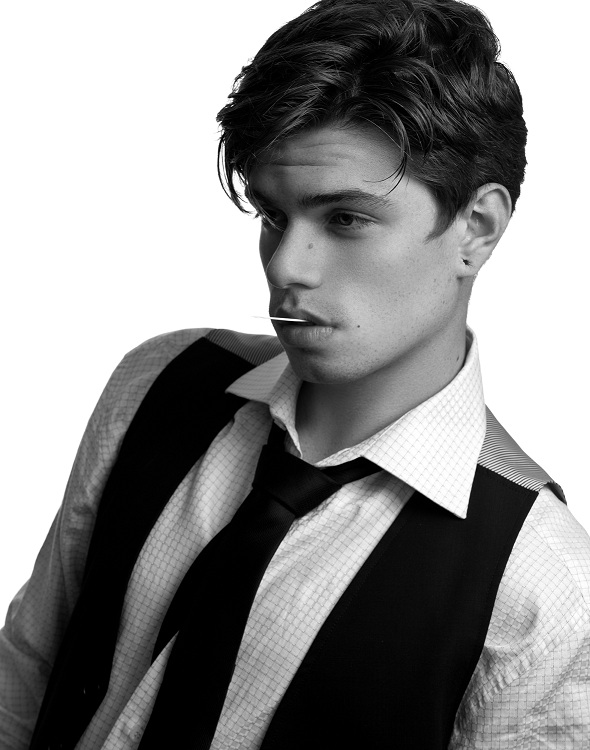 Male model photo shoot of Nicholas Berneaud