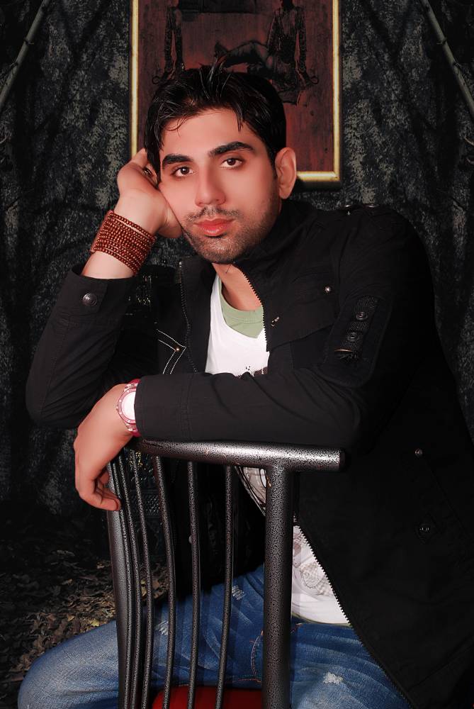 Male model photo shoot of ALIZ FARHAN in ABU DHABI UAE