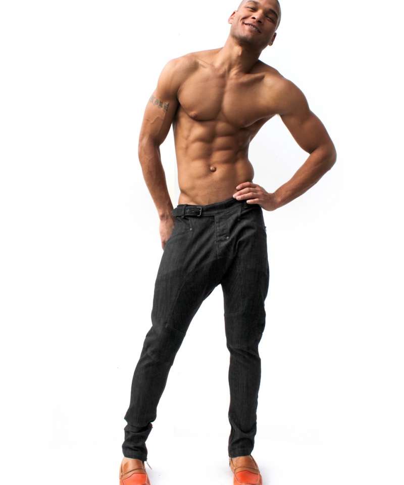 Male model photo shoot of Brett Andre Henderson by rufskin studio