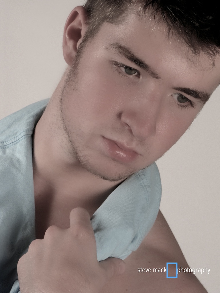 Male model photo shoot of DJ MODEL