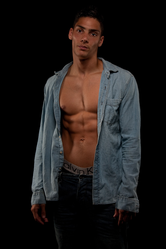 Male model photo shoot of kyleascot 