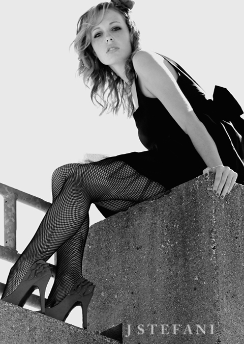 Female model photo shoot of Chelsea Taylorr by Jonathan Stefani in Royal Oak