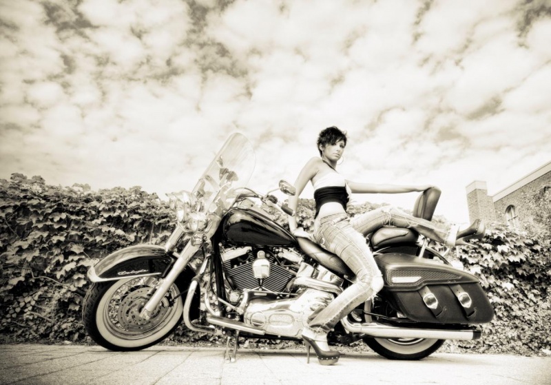 Female model photo shoot of angellamarieexo by Greg Komorek