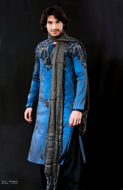Male model photo shoot of taher cutleriwala in pune