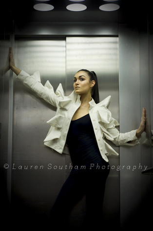 Female model photo shoot of Lauren Southam 