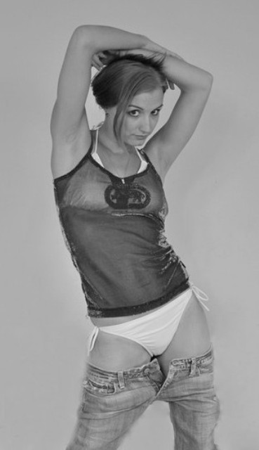 Female model photo shoot of Cadence Raine