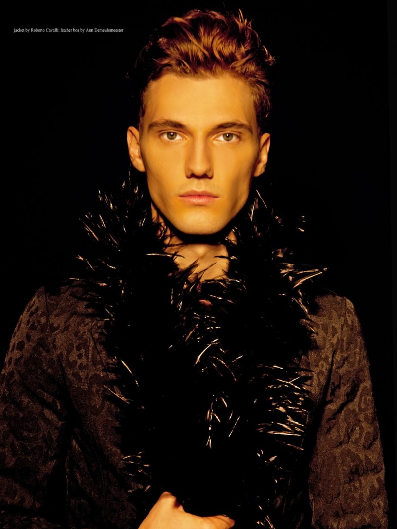 Male model photo shoot of Artem Tumanov in Singapore